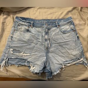 American eagle mom denim shorts